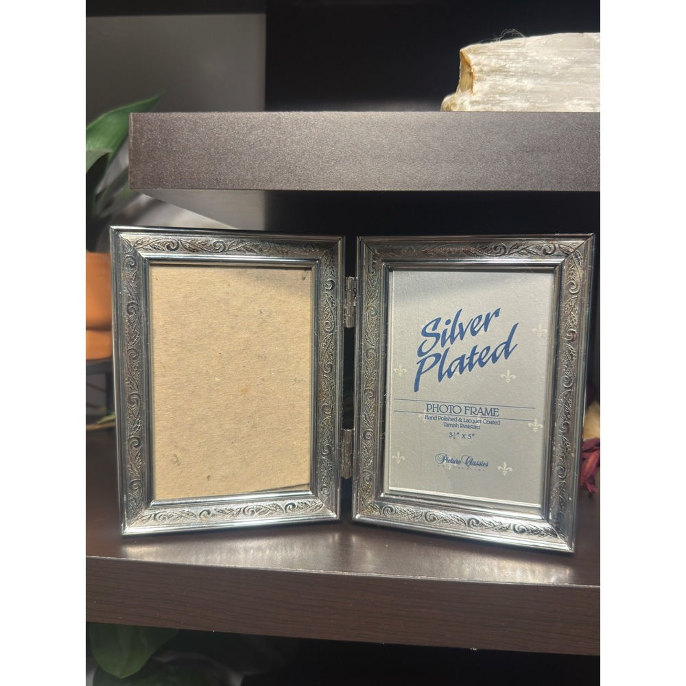 Picture Classics Silver Plated Folding Double Picture Frame 3.5x5 Hinged Vintage